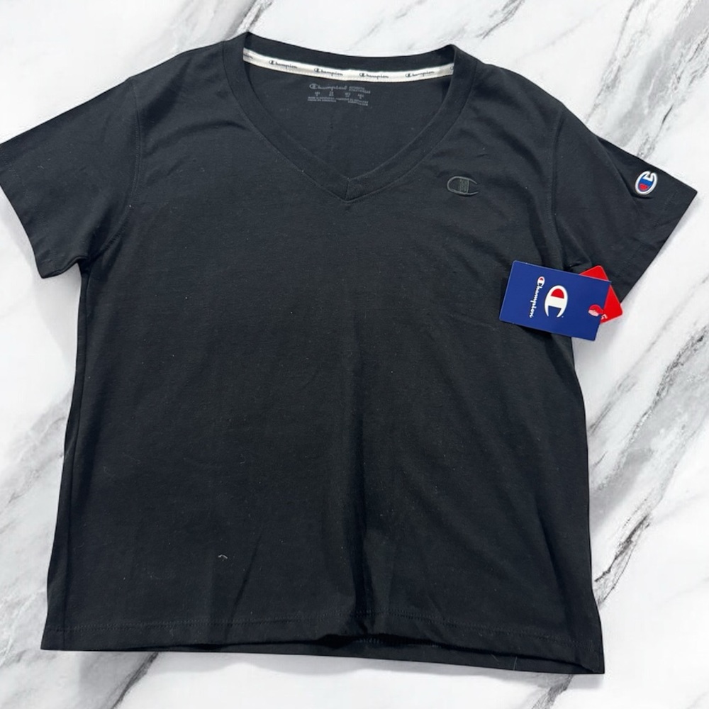 Champion
Women's Relaxed V-Neck T-Shirt